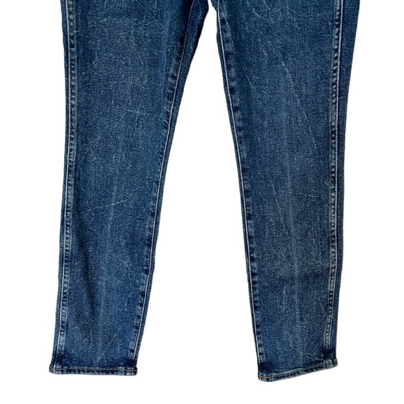 J. Crew Petite 9" Vintage Slim Straight Jean in Catskill Wash (23P) - Picture 7 of 12